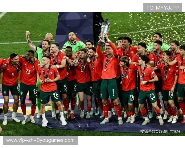 C罗与团队讨论未来商业版图被曝光